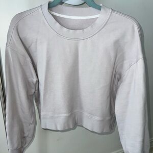 Light gray lululemon crewneck - size 2 women's🐭